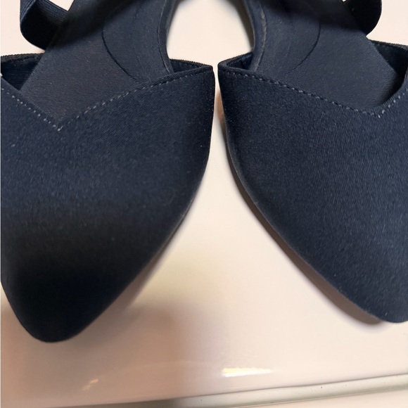 Anne Klein Navy Flats - Picture 3 of 4